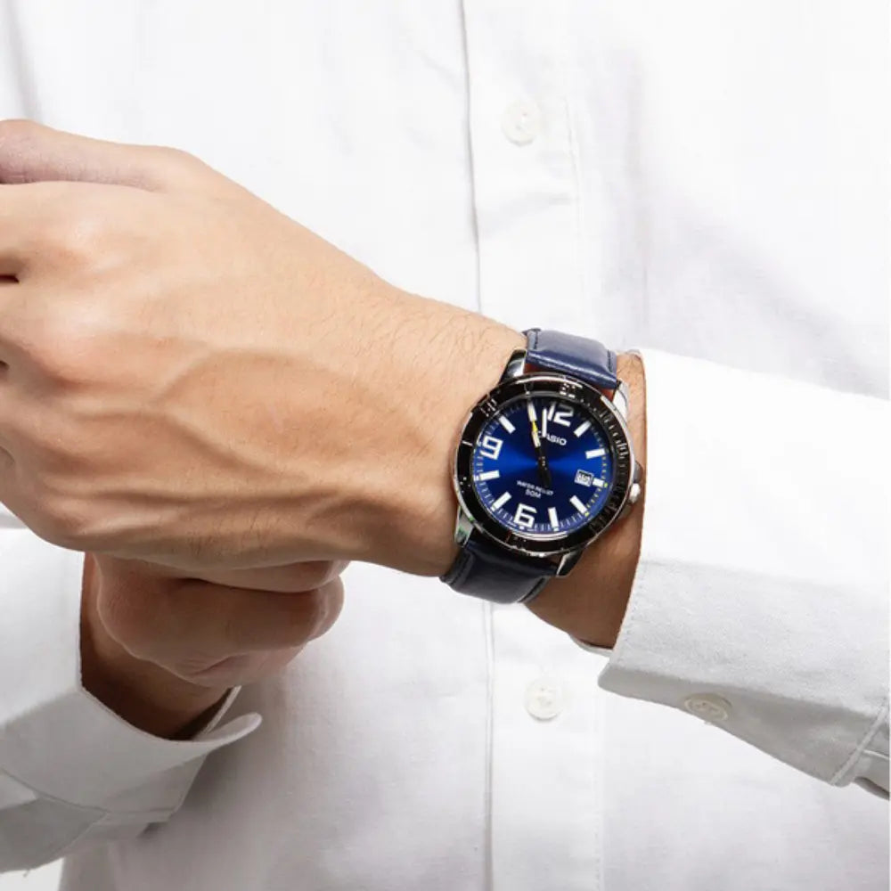 Reloj Casio MTP-VD01L-2BV Hombre - Análogo