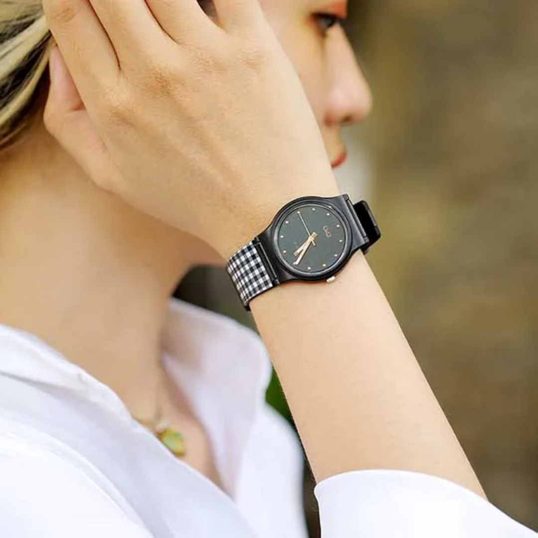 Reloj Q&Q VP46J055Y Mujer - Análogo