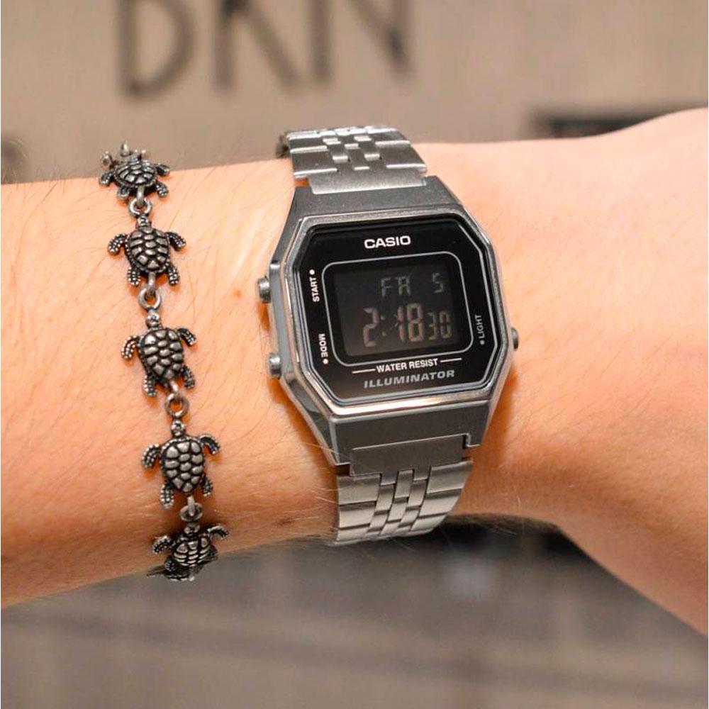Reloj Casio LA-680WA-1B Unisex - Digital