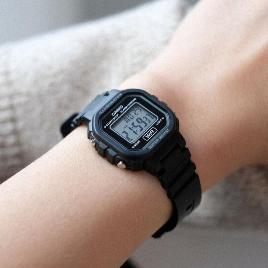 Reloj Casio LA-20WH-1A Mujer - Digital