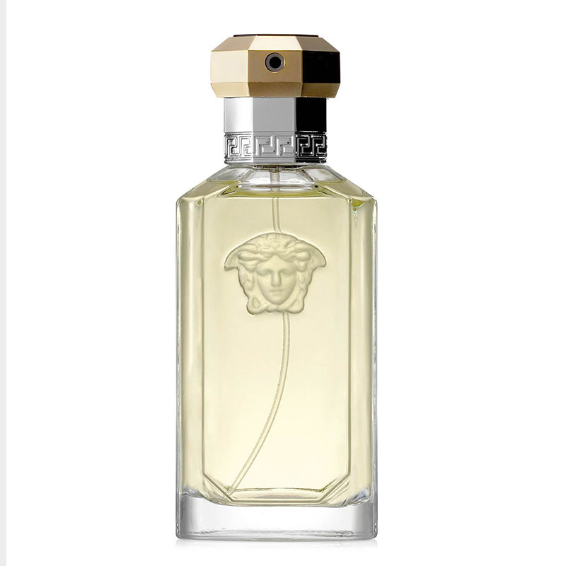 notas amaderadas de abeto, vetiver y cedro