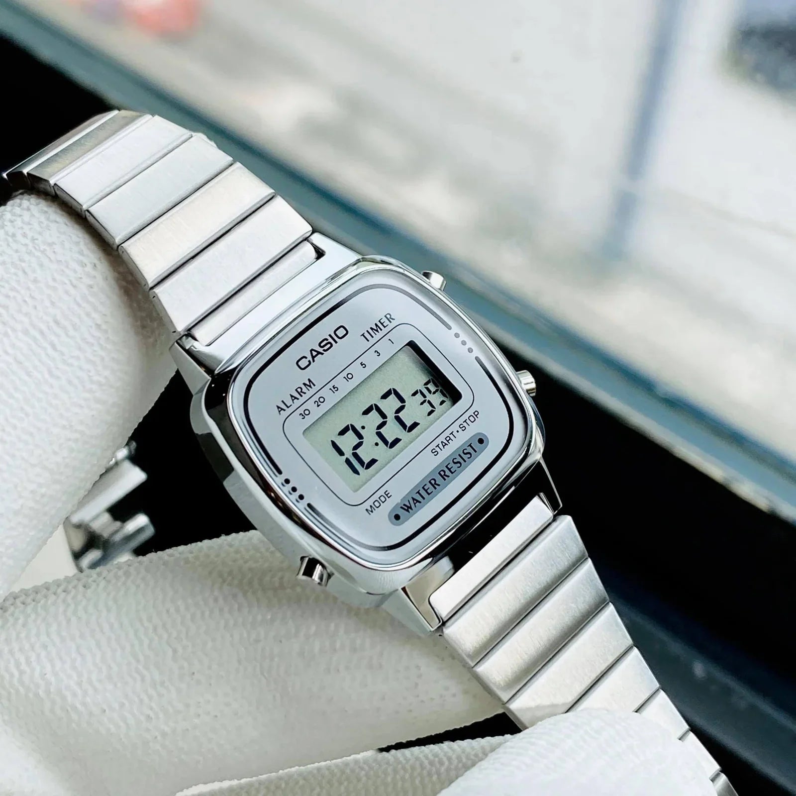 Reloj Casio LA-670WA-7 Mujer - Digital