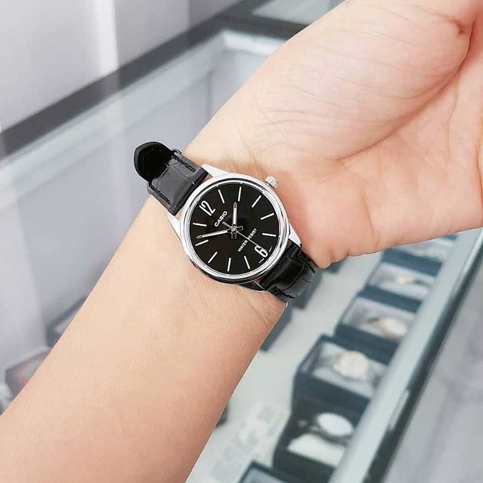 Reloj Casio LTP-V005L-1B Mujer - Análogo