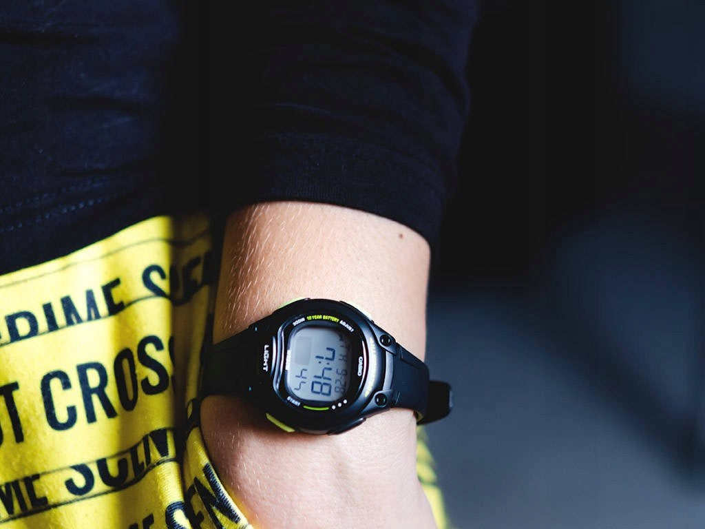 Casio Femme Digital Quartz Montre avec Bracelet en Plastique Casio Femme Digital Quartz Montre avec Bracelet en Plastique