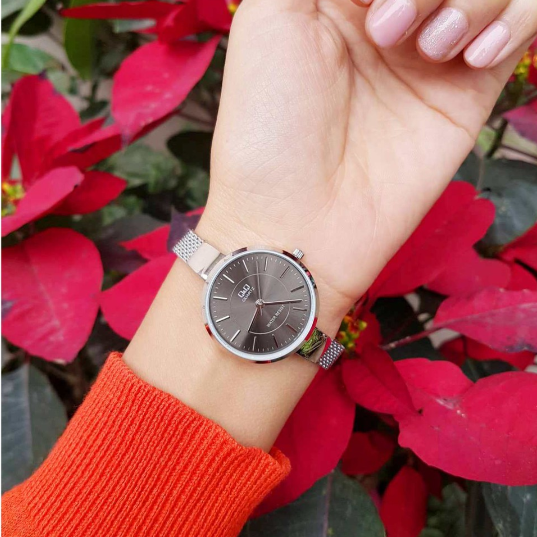 Reloj Q&Q QA17J202Y Mujer - Análogo