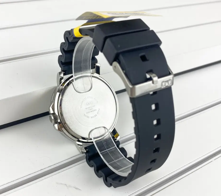 Reloj Q&Q QB86J302Y Hombre - Análogo