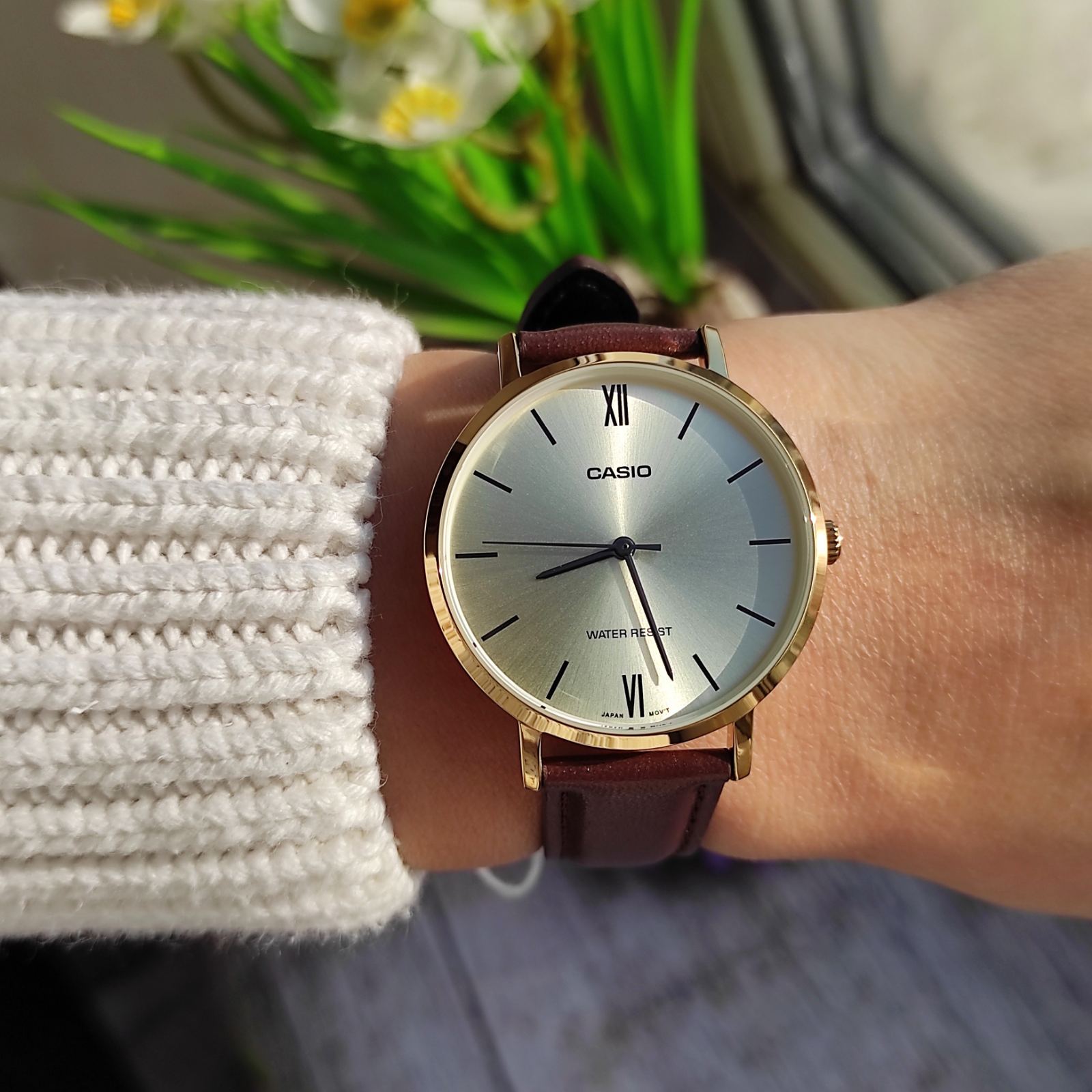 Reloj Casio LTP-VT01GL-9B Mujer - Análogo