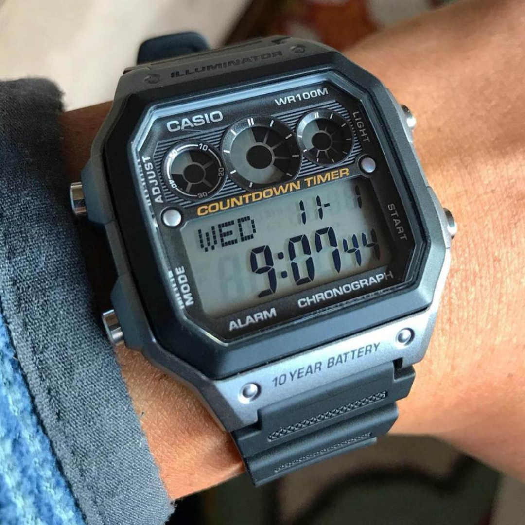 Reloj Casio AE-1300WH-8AV Unisex - Digital