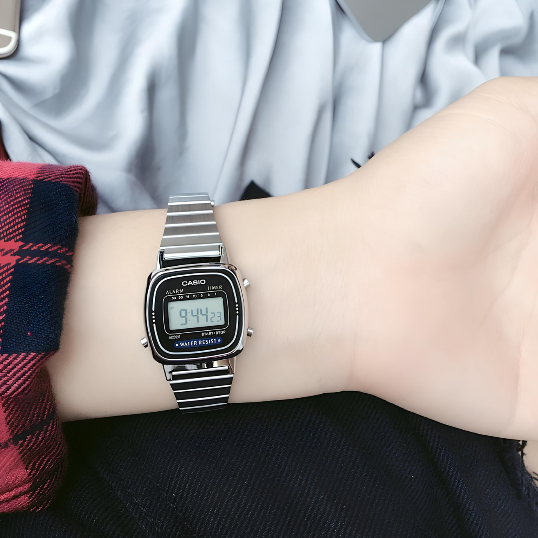 Reloj Casio LA-670WA-1 Mujer - Digital