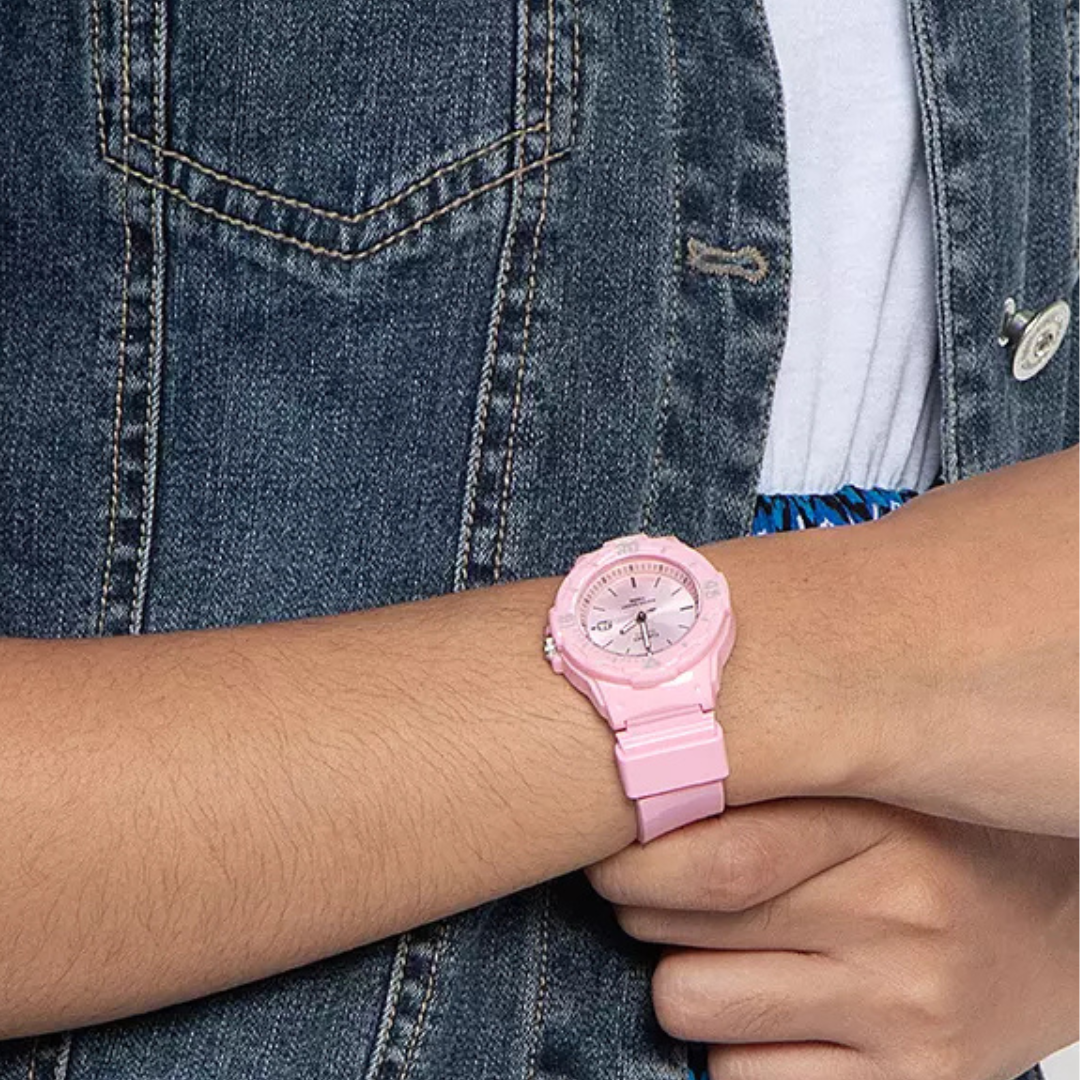 Reloj Casio LRW-200H-4E4V Mujer - Análogo
