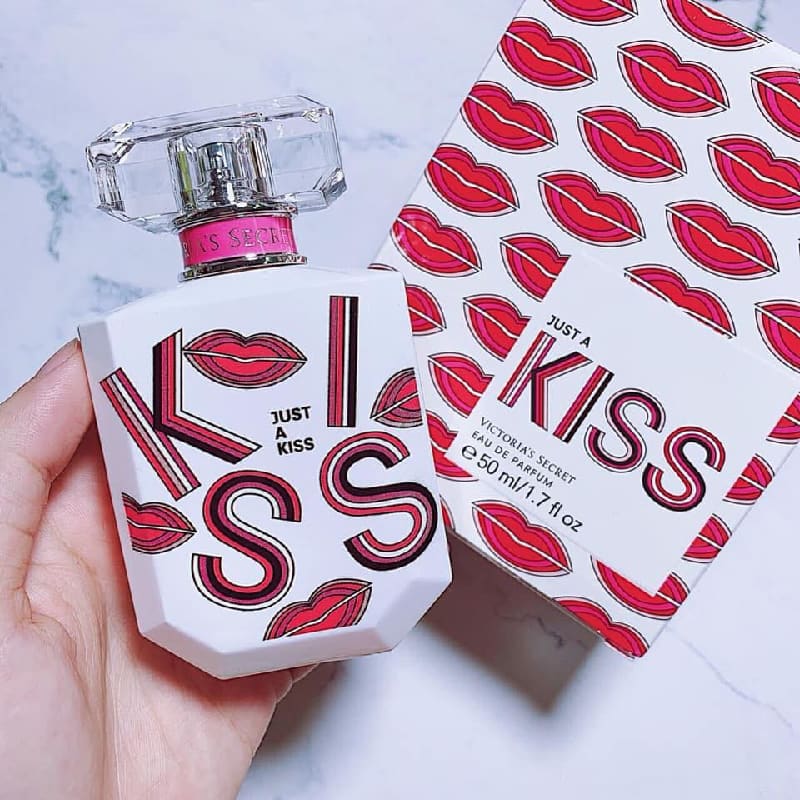 Victoria´s Secret Just A Kiss edp 50ml Mujer